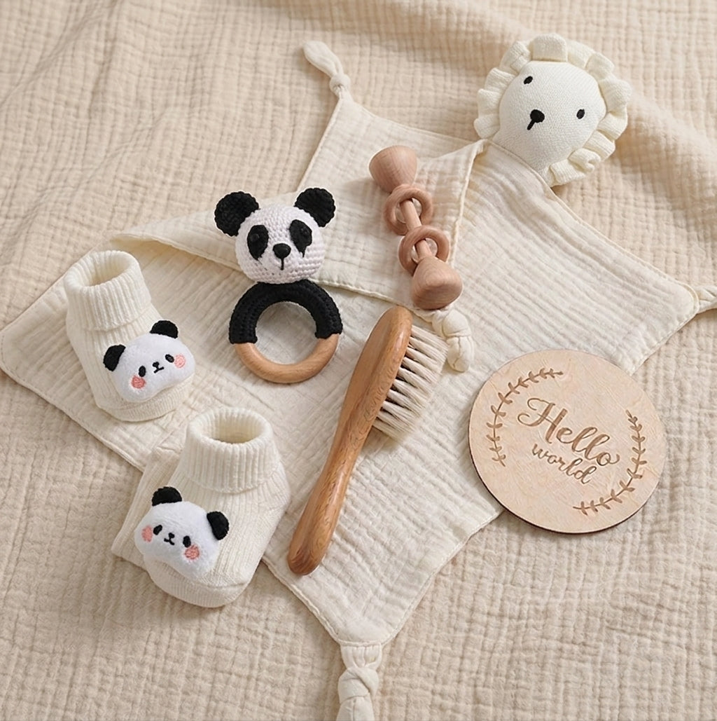 Set de Regalo Infantil con Toalla y Sonajero de Conejito